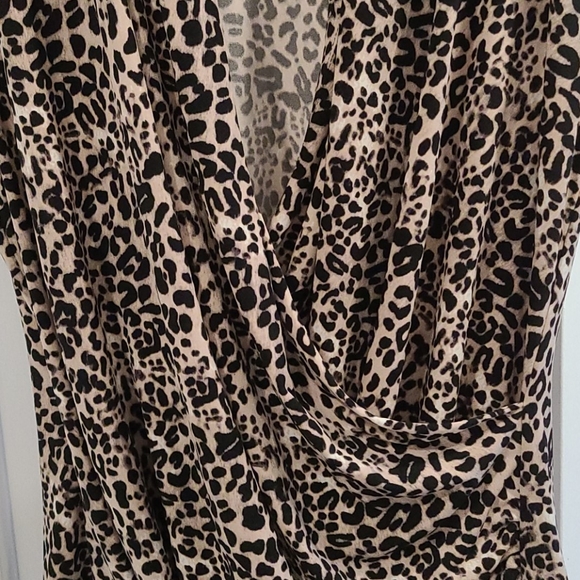 Leopard top - Picture 3 of 3